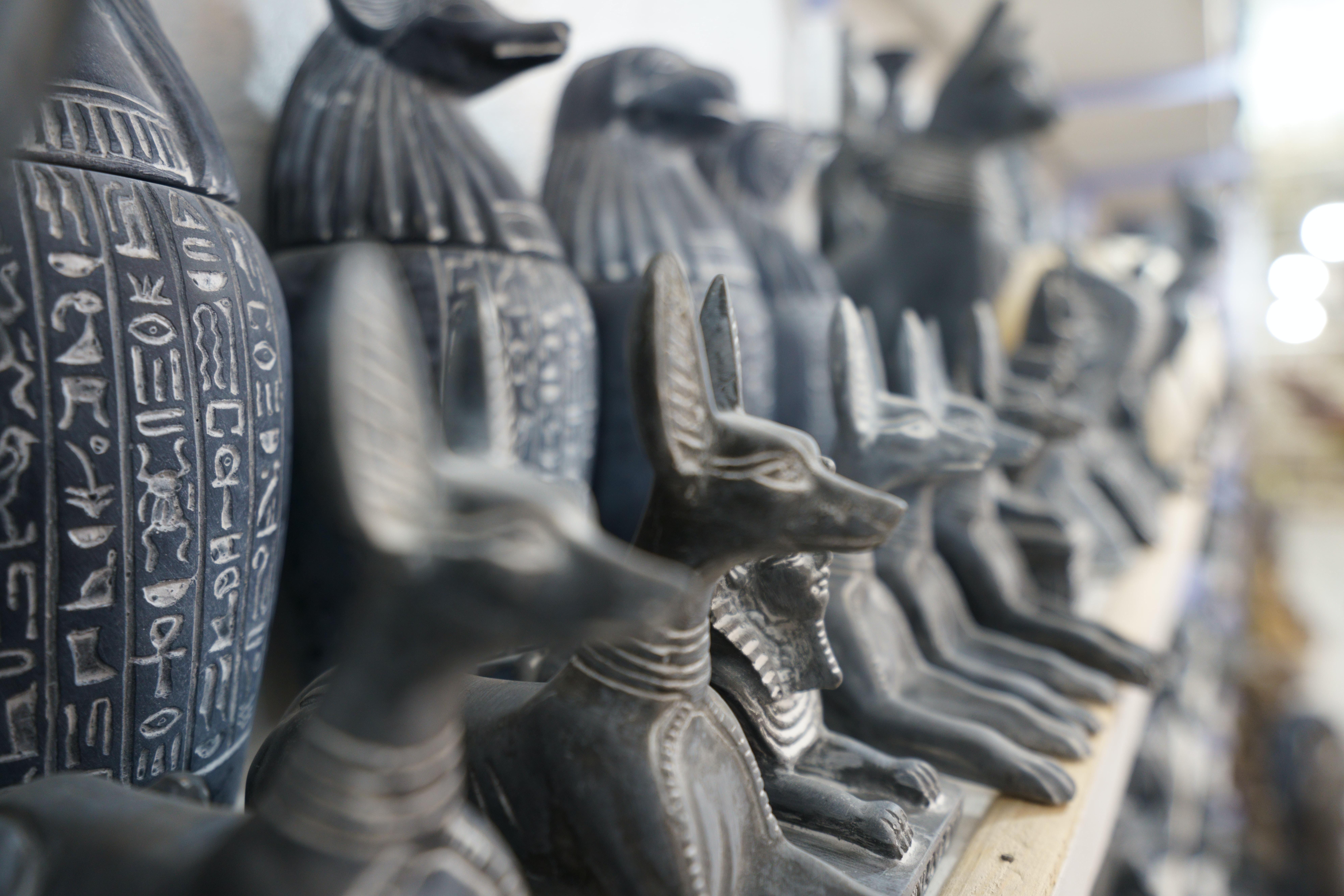 How To Know If An Egyptian Man Loves You