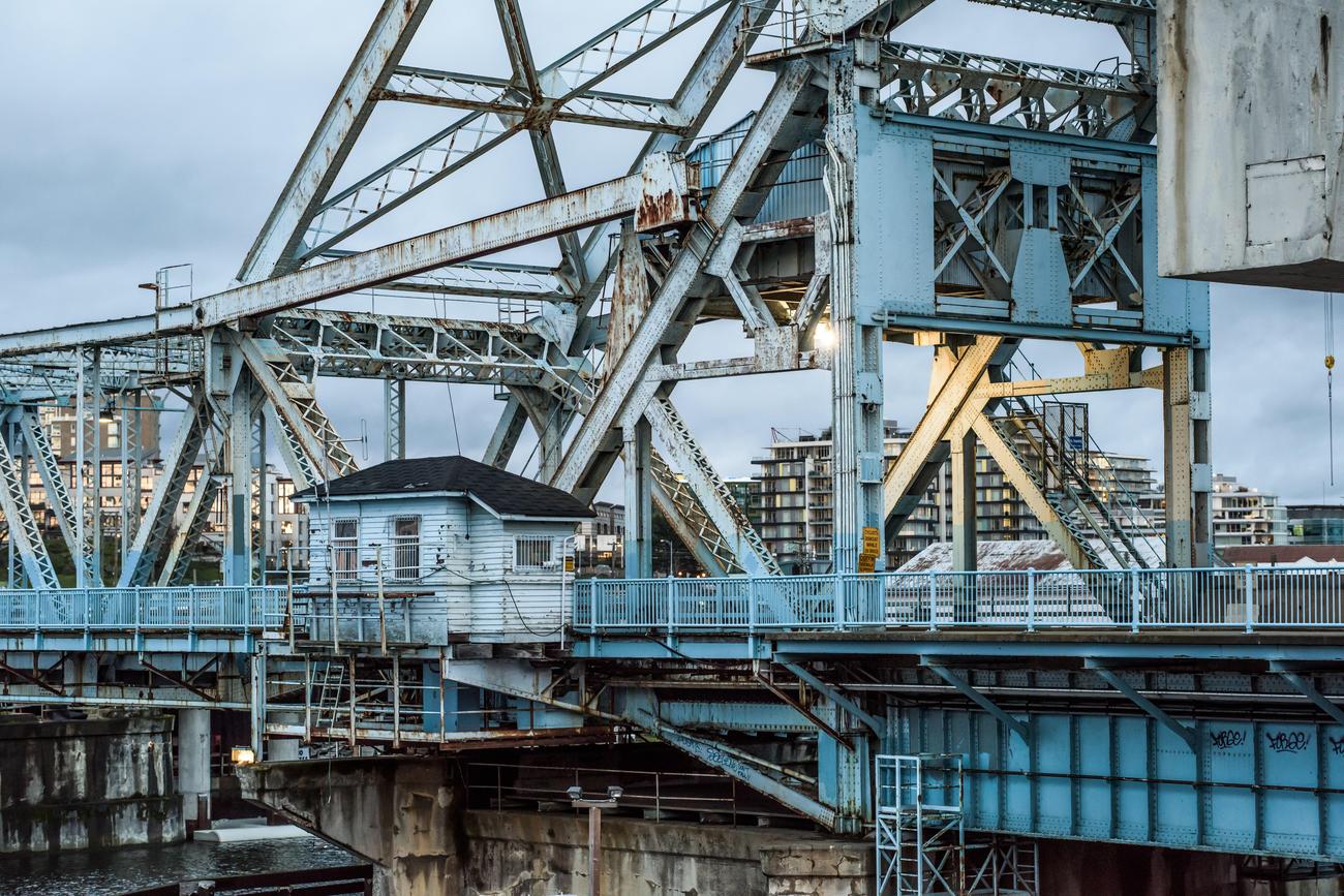 significance of steel in infrastructure