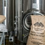 stainless-steel-water-bottles-information_featured