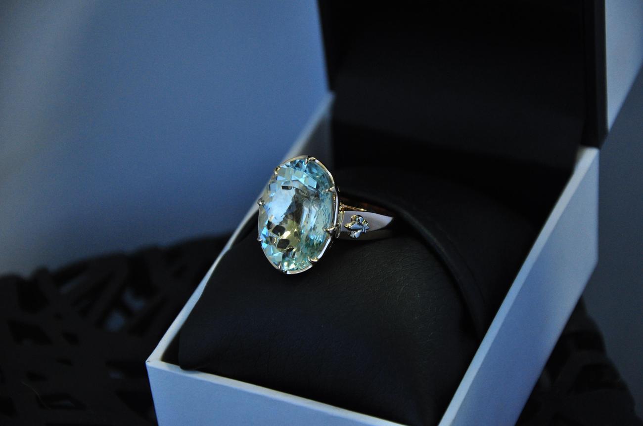 Can I wear moonstone while sleeping 