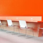 How-do-you-describe-a-chair-_featured