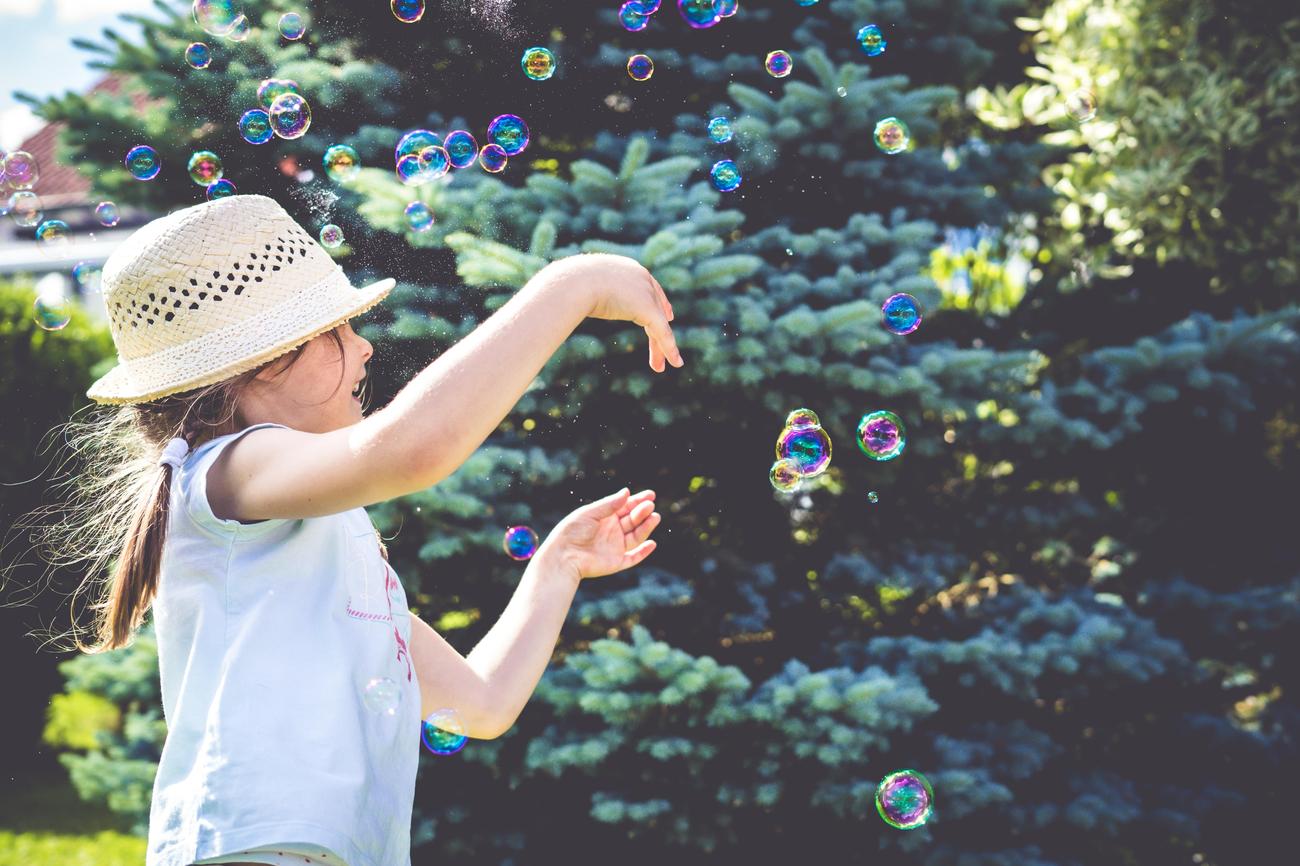 Surprising facts about soap bubbles