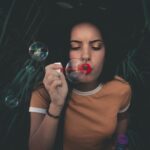 Surprising-facts-about-soap-bubbles_featured