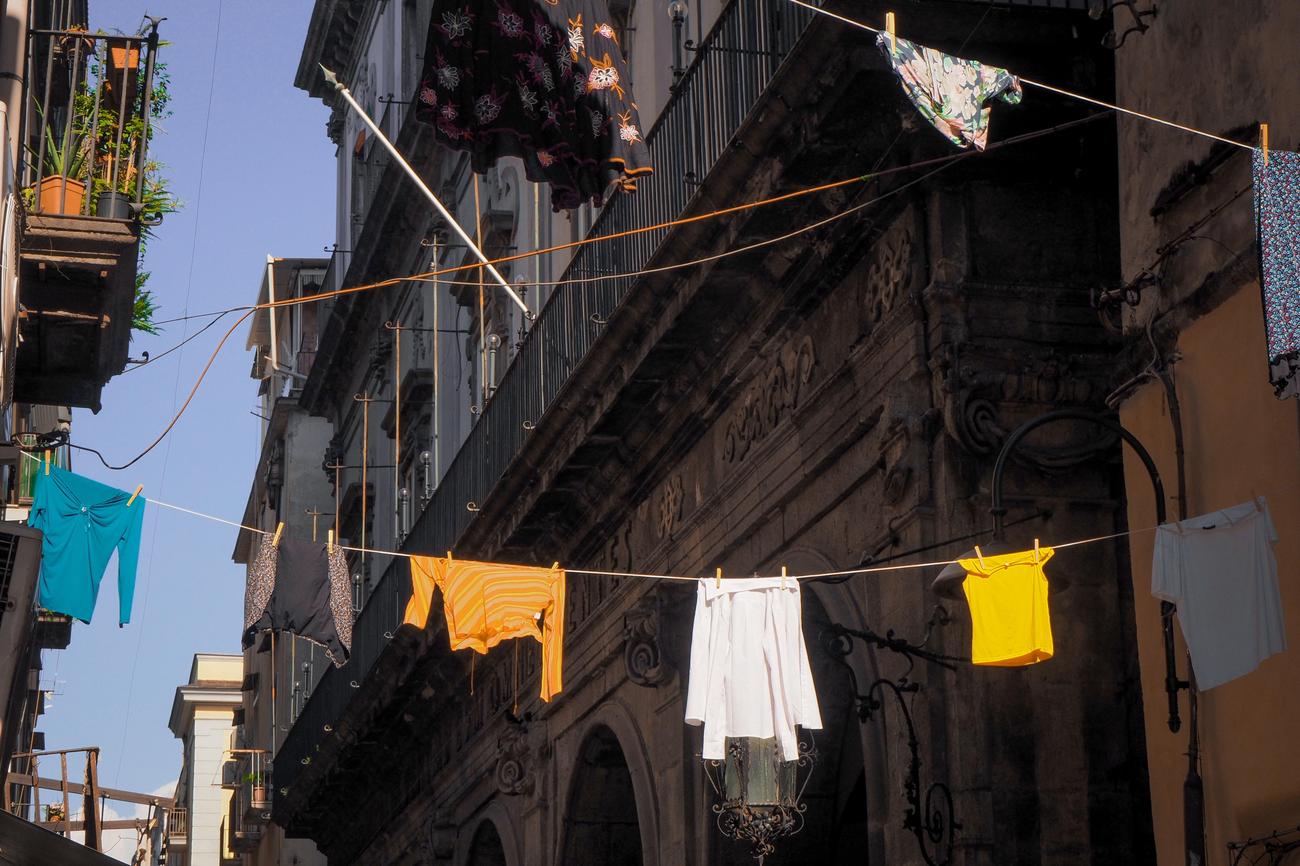 What are people from Naples called