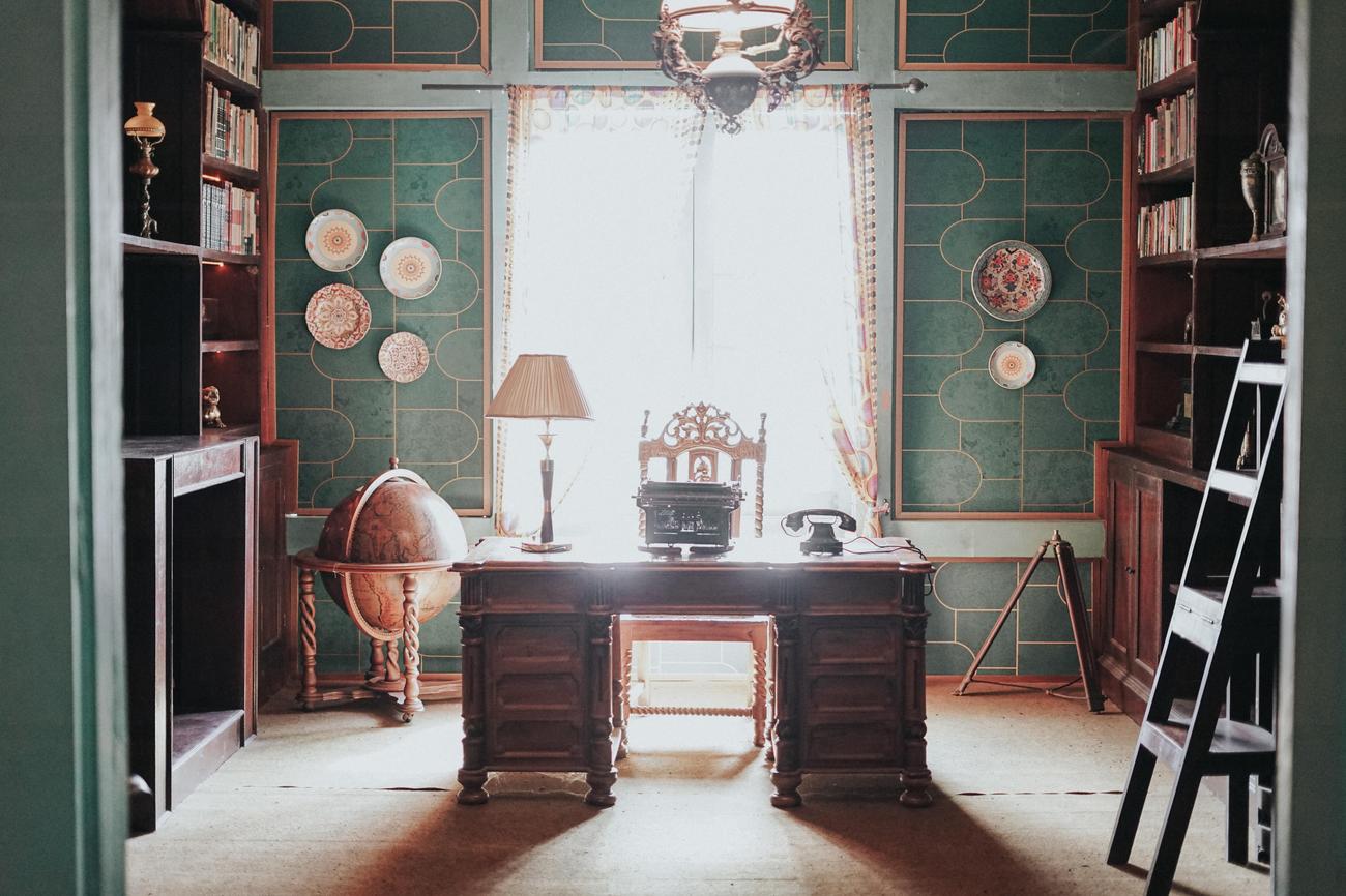 What are some historical facts about chairs