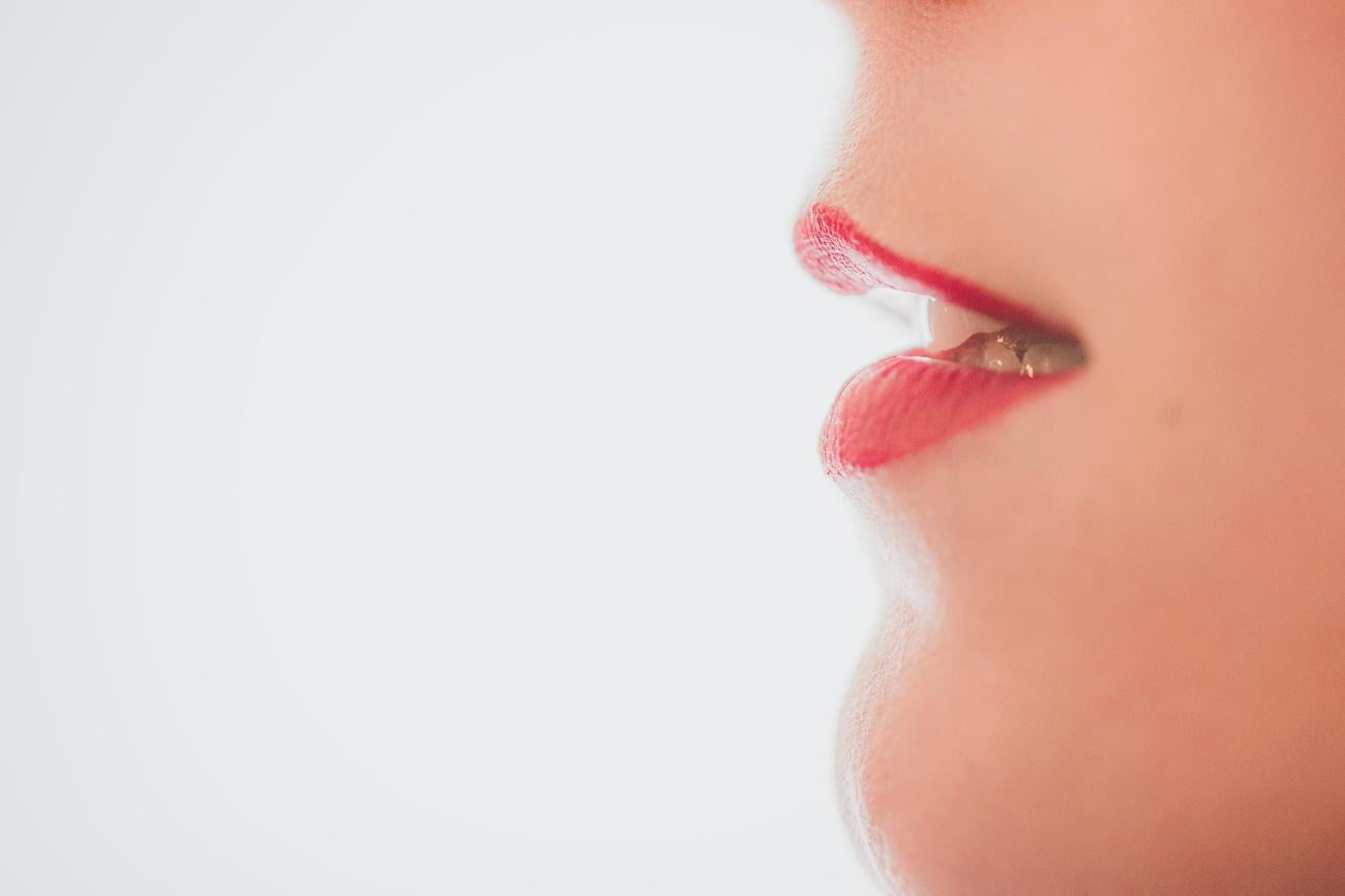What are the five uses of mouth 