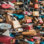 Who-had-locks-first-_featured