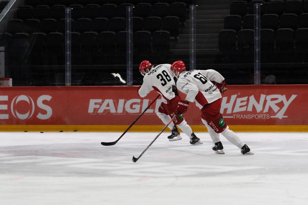 amusing anecdotes about hockey gear