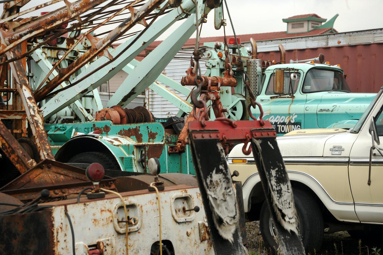 do you tip tow truck drivers
