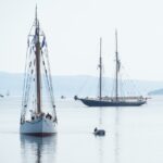how-fast-do-sailboats-go_featured