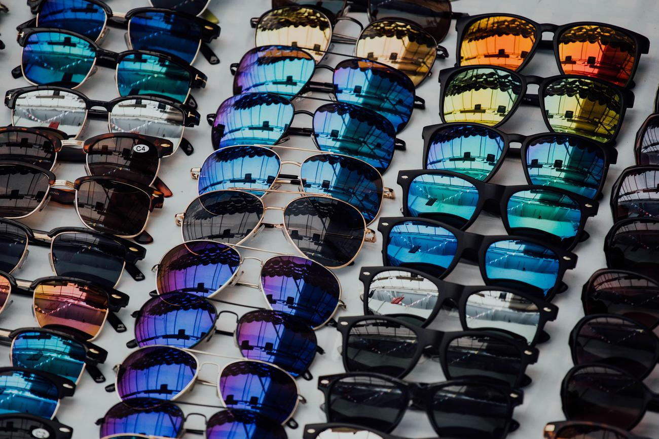 how to clean sunglasses