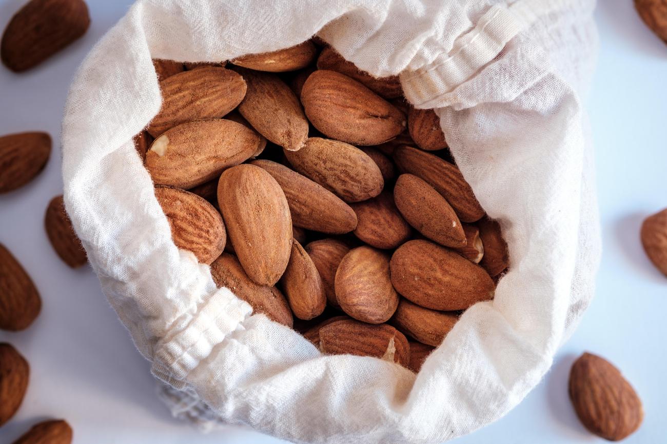 which nuts have most protein