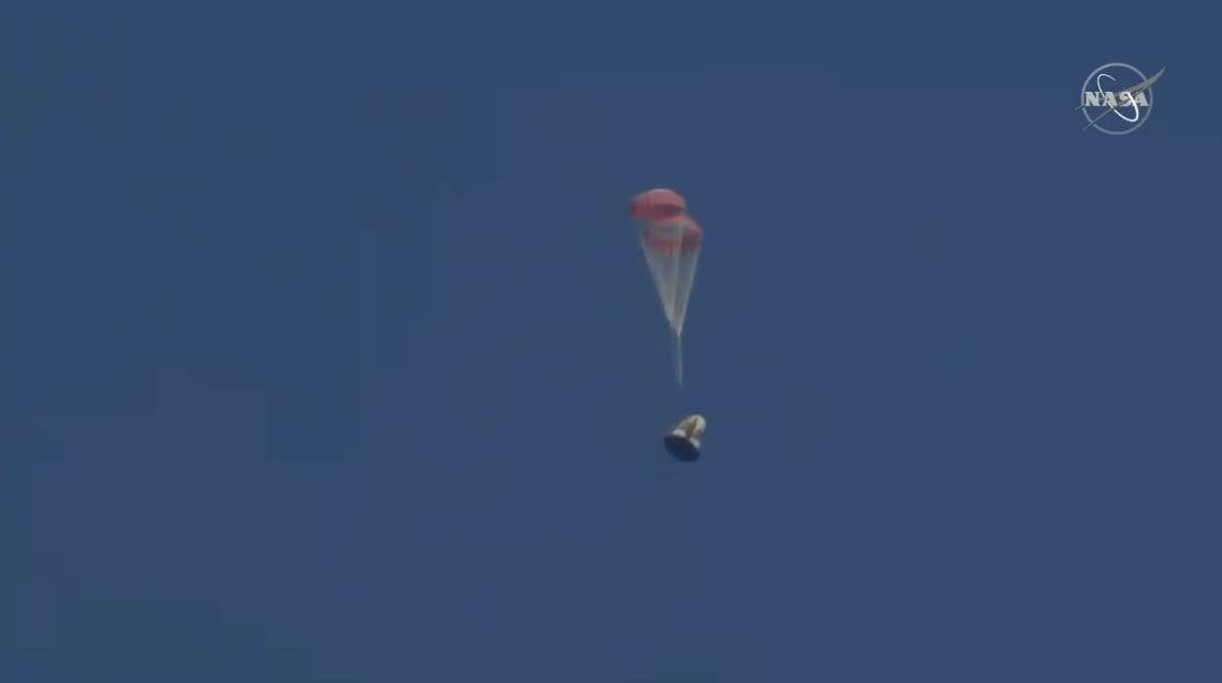SpaceX buys parachute manufacturer Pioneer Aerospace