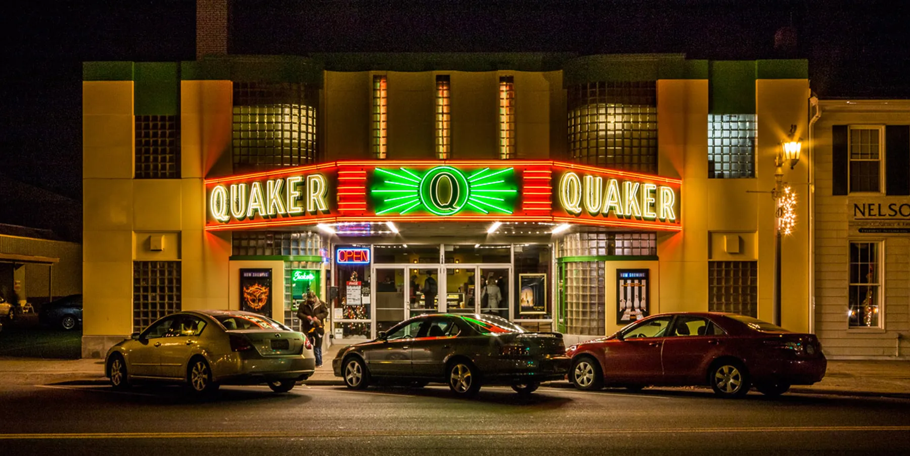 quaker-cinema-new-philadelphia