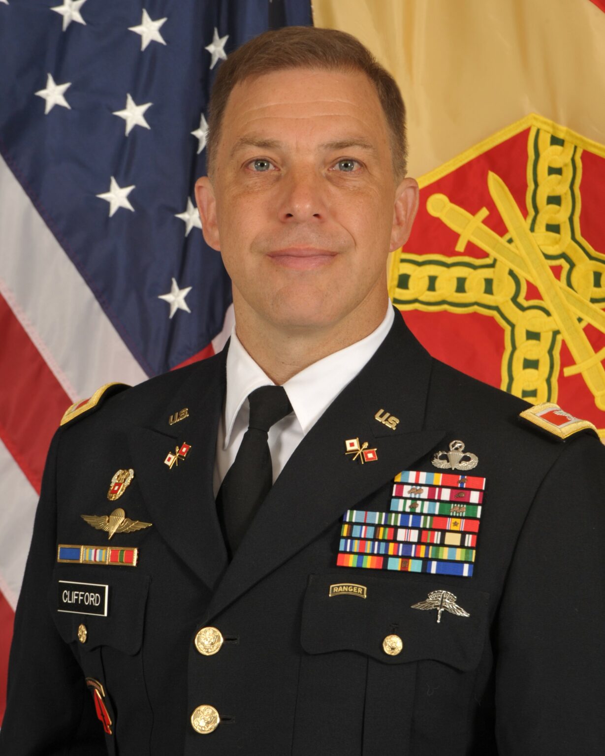Military Commanders: Leadership, Strategy, and the Evolution of Command ...