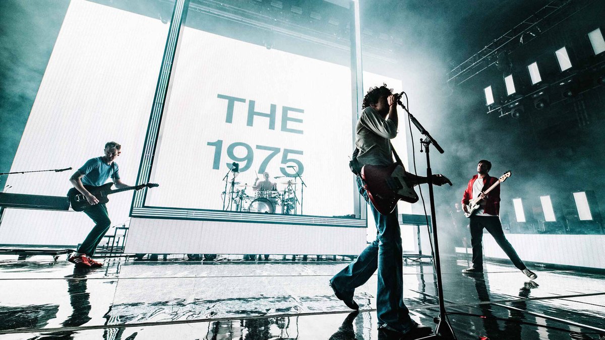 1975 historical events 1763769811216 compressed